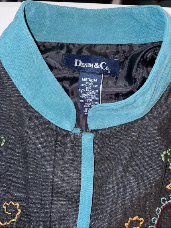 Super Cool Denim & Co Embroidered Denim Jacket - Image 7