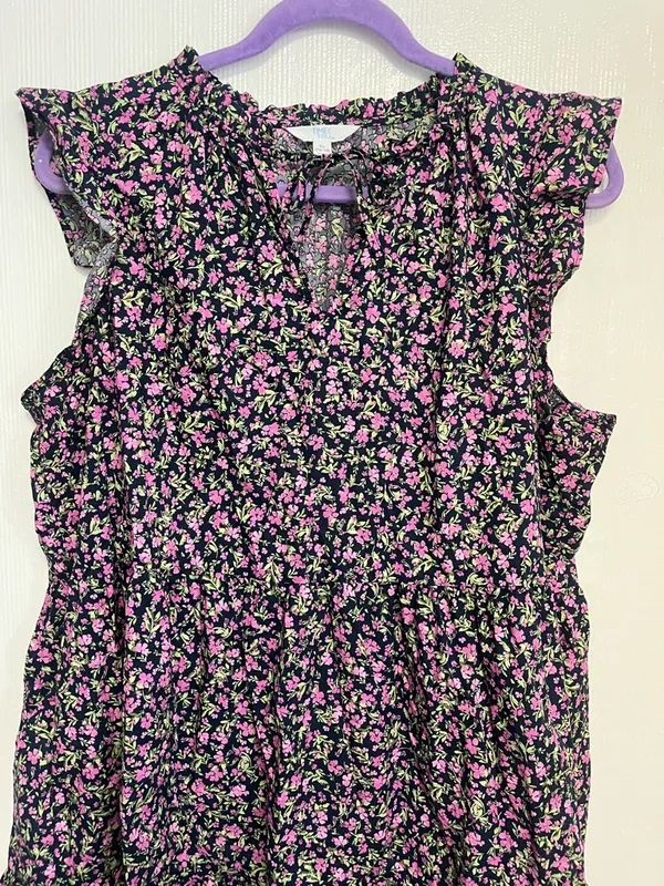 Time and Tru Black Floral Tiered Midi Dress with Pink and Green Print - Image 3