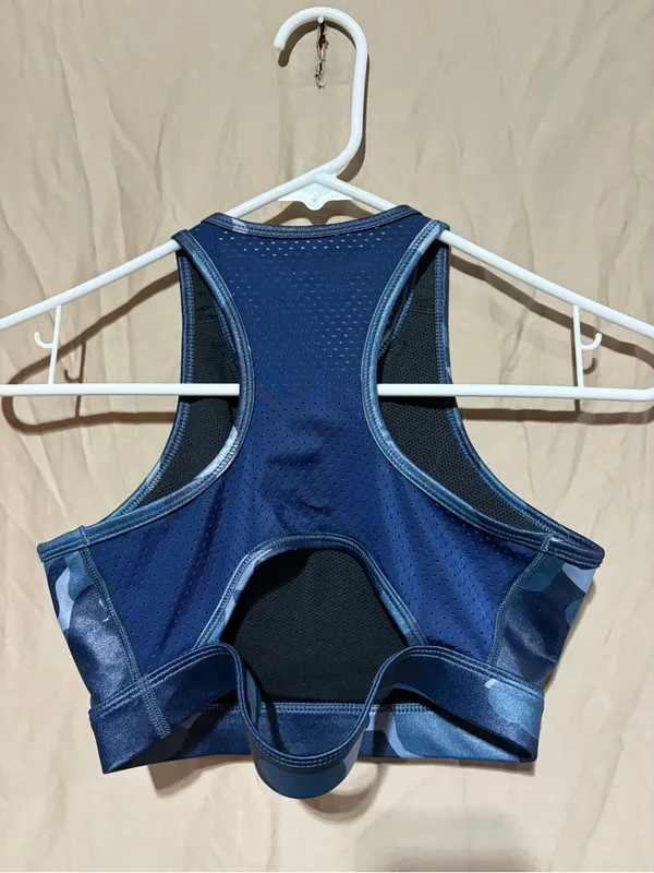 Nike sports bra - Image 3