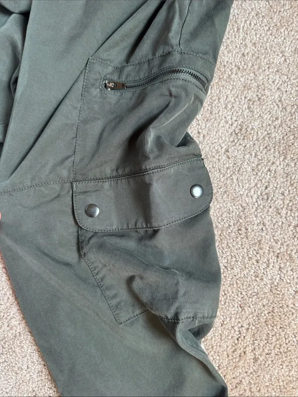 Banana Republic Factory Olive Green TENCEL™ Cargo Joggers. Size Large - Image 9