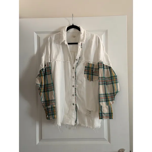 POL White Denim Shacket Plaid Contrast Distressed Raw Hem XL Oversized - Image 3