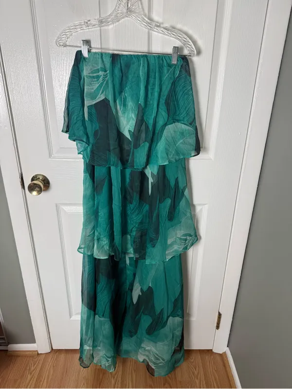 Petal & Pup Bloom Straplessy Maxi Dress in Green XS - Image 2