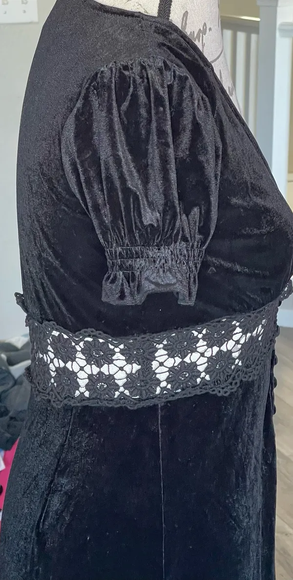 Forever 21 Dress Black Velvet Crushed Maxi Small - Image 5