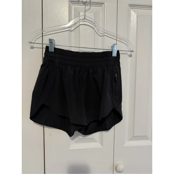 Lululemon Track That Short 4" Black Size 6 - Image 4