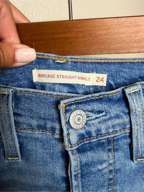 Levi's Women Ribcage Straight Ankle Women's Jeans 24 Capsule Wardrobe Minimalist - Image 7