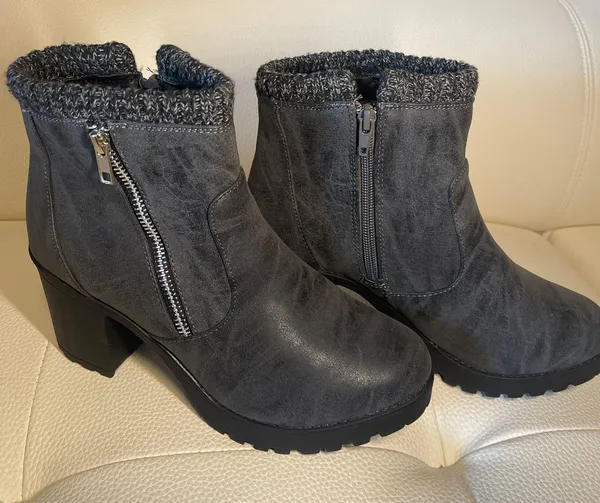 Twisted High Ankle Boot - Image 2