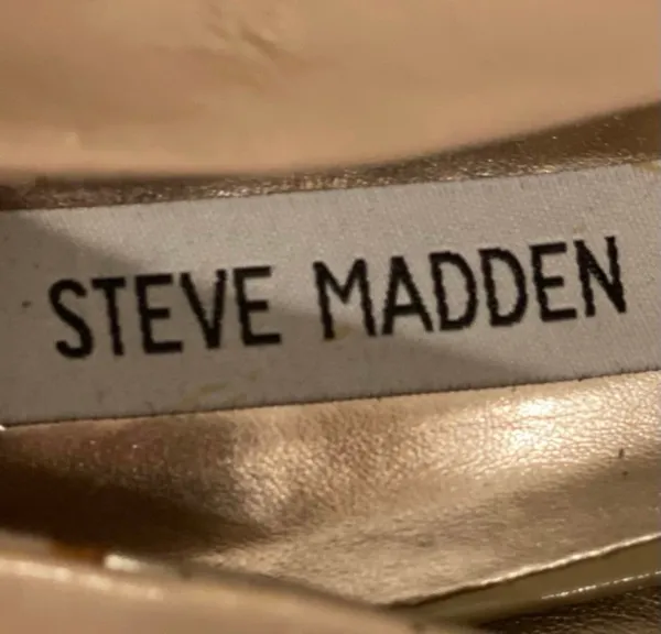 Steve Madden Patent Leather Nude Tan Studded Platform Studded Shoes Heels 9.5 - Image 8