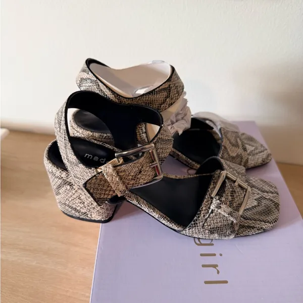 Madden Girl Snakeskin Patterned Women's Sandals - Image 2