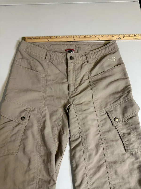 The North Face Women’s Classic Outdoor Cargo Hiking Performance Pants Size 12 - Image 4