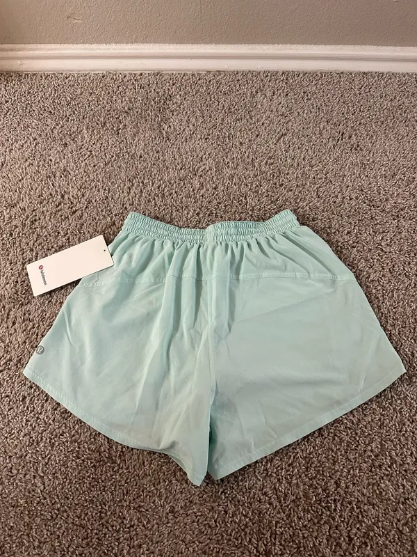 Lululemon Shorts 3" - Image 3