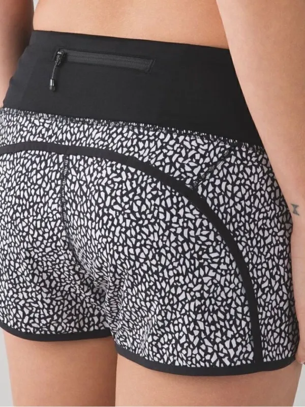 LULULEMON Run Times Shorts Miss Mosaic Black Size 6 - Image 2