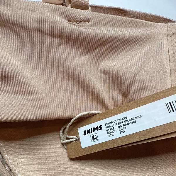 NWT Skims Ultimate Push-Up Strapless Bra - Image 4