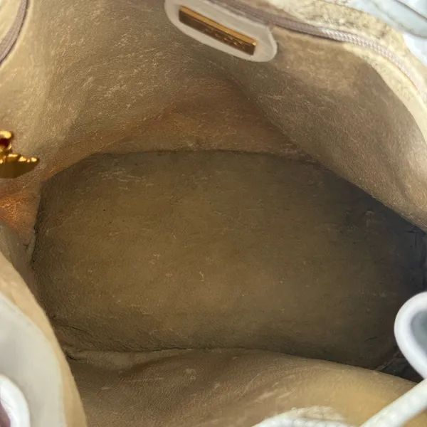 GUCCI | Vintage Ophidia Elegant White Bucket Bag - Image 9