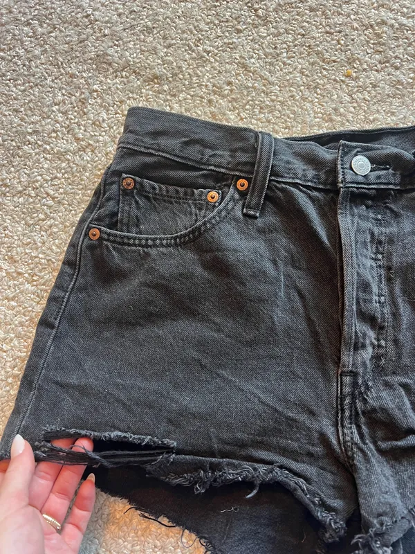 Levi’s Shorts - Image 4
