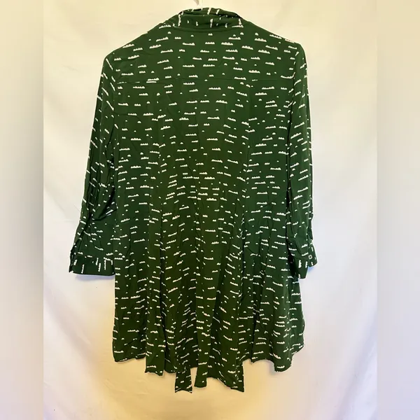 Anthropologie Maeve Green Cloud Novelty Print Tie‎ Front Blouse Size Small - Image 8