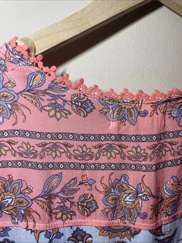 Altar'd State Pink Floral Boho Romper Women’s Large V-Neck Festival Cottagecore - Image 4