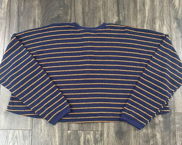 sweater - Image 2