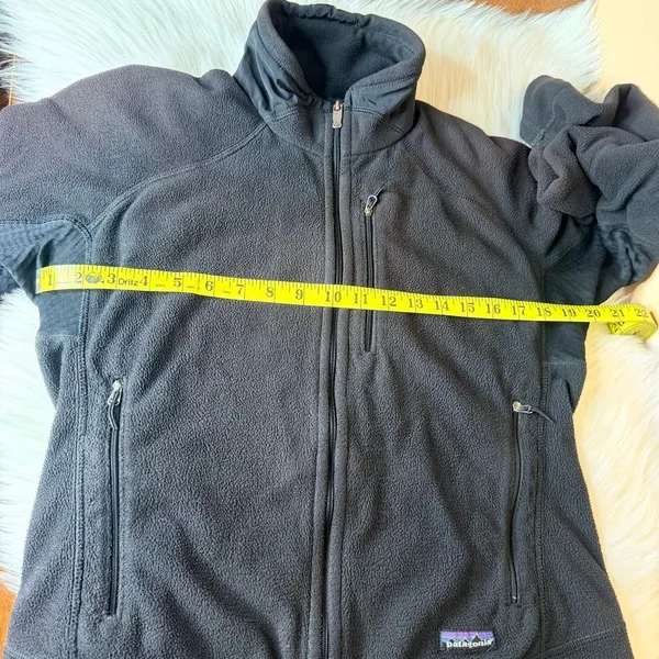 Patagonia Womens Jacket Medium Black Fleece Full Zip Regulator Polartec Sweater - Image 12