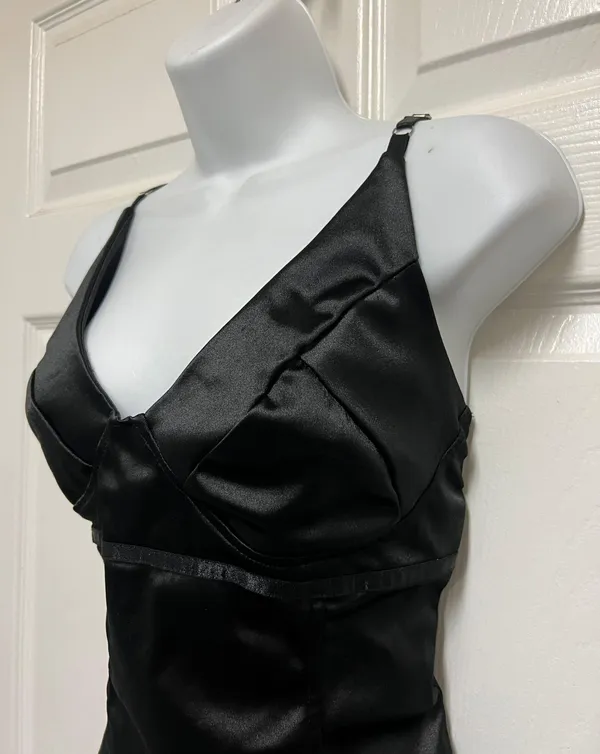 MNDSUDHG Black Satin Backless V-Neck Bodysuit - Image 3