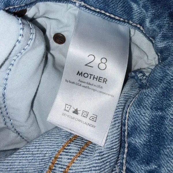 Mother Superior The Tomcat Distressed Straight Leg Ankle Jean in Confession Wash 28 - Image 10