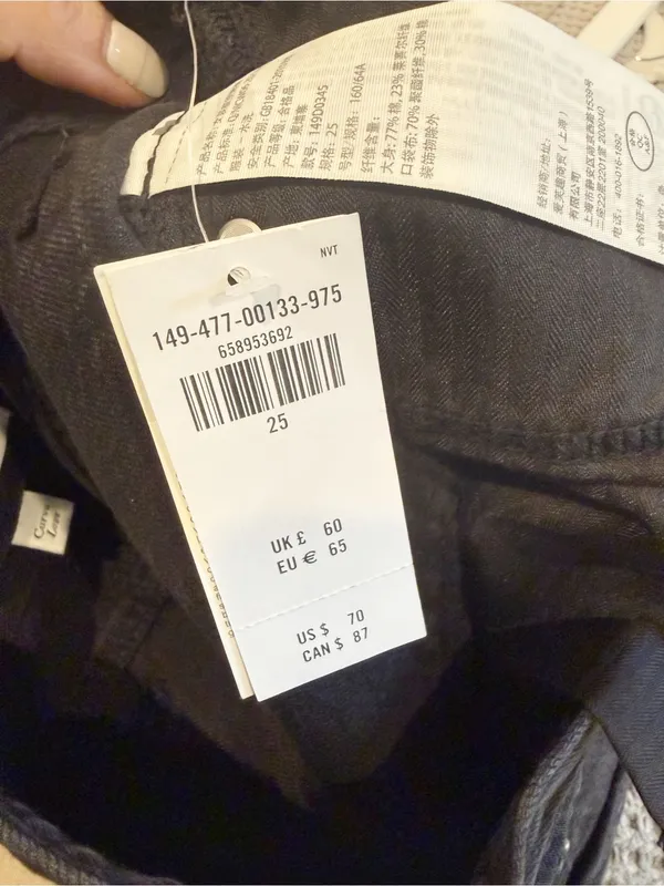 ABERCROMBIE & FITCH NWT Curve Love Mid Rise Loose Short in‎ Black - Image 9