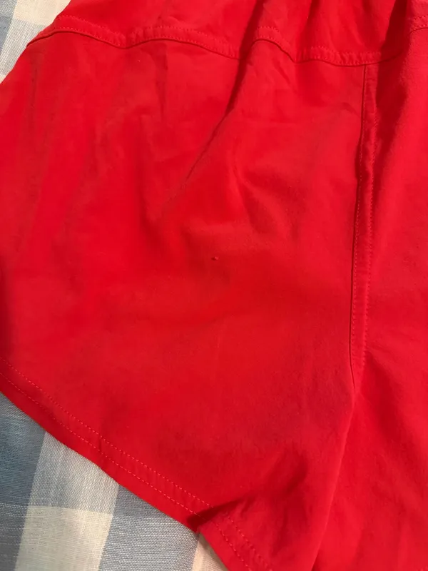 Lululemon Red Shorts Size 2 - Image 8