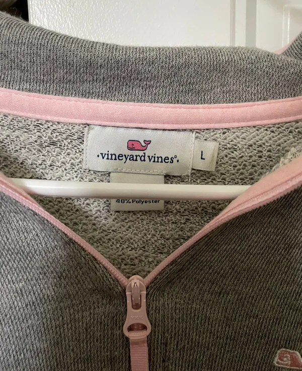 Vineyard Vines Quarterzip - Image 2
