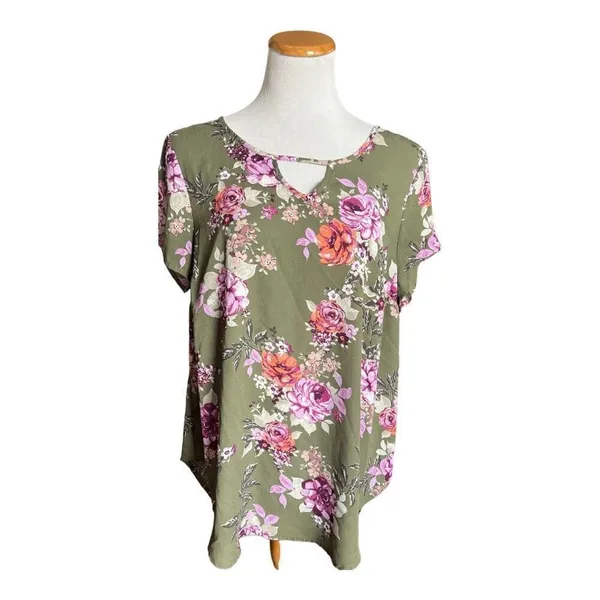 Womens Torrid Georgette Olive Floral Flowy Keyhole Blouse Top - Sz 0 - Image 4