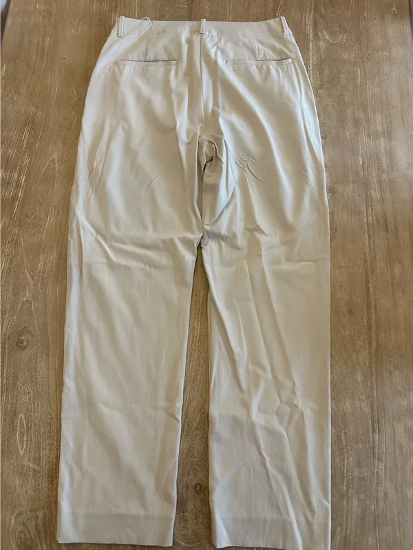 Banana Republic Dress Pants Women’s - Image 4