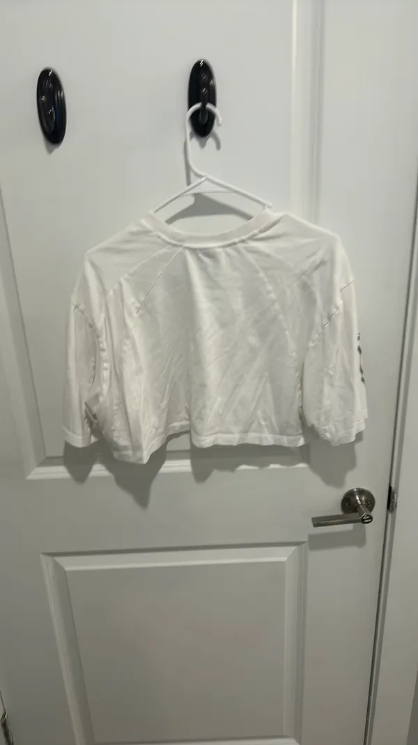 Adidas Cropped Tee - Image 4