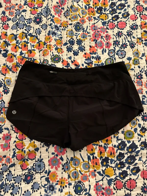 Lululemon Speed Up 2.5" Low-Rise Shorts - Image 4