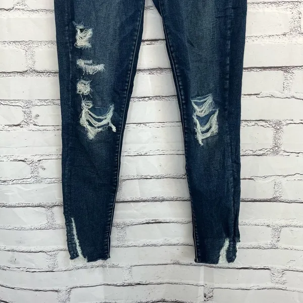 American Eagle Super Hi-Rise Jegging Women’s 4R Distressed Dark Wash Stretch Y2K - Image 4