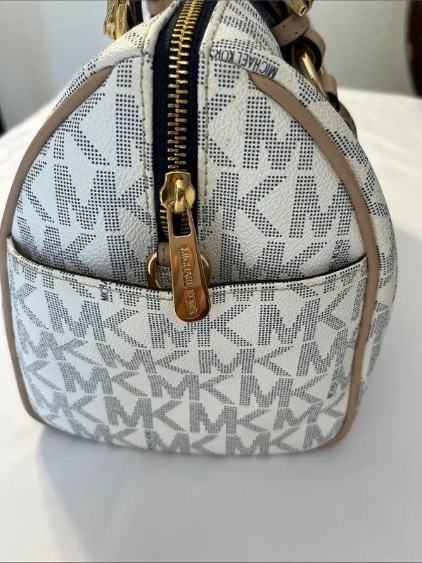 Michael Kors White & Beige Logo Satchel with Gold Hardware - Image 5