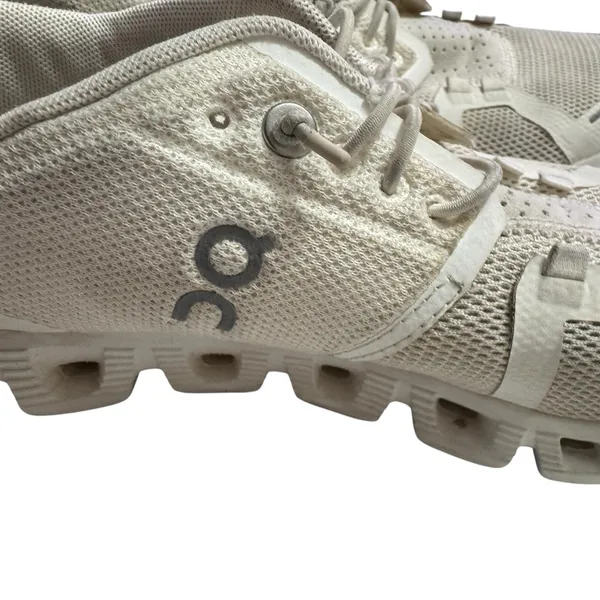 Woman’s On Cloud 5 - Image 5