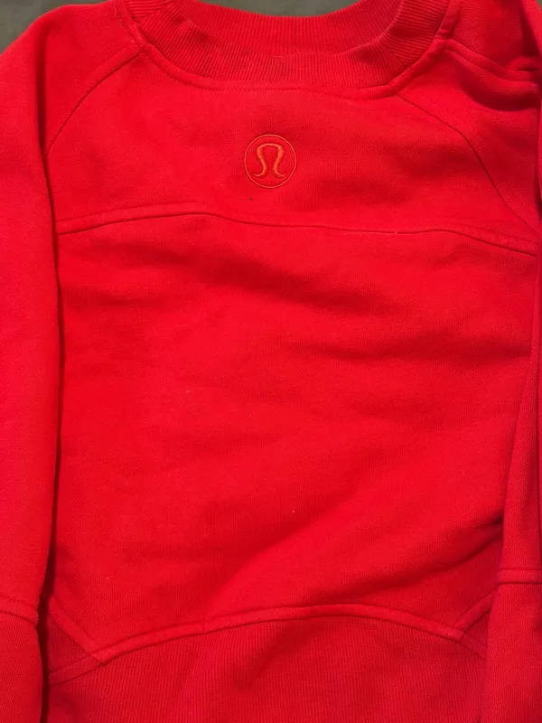 Lululemon Scuba Cropped - Image 2