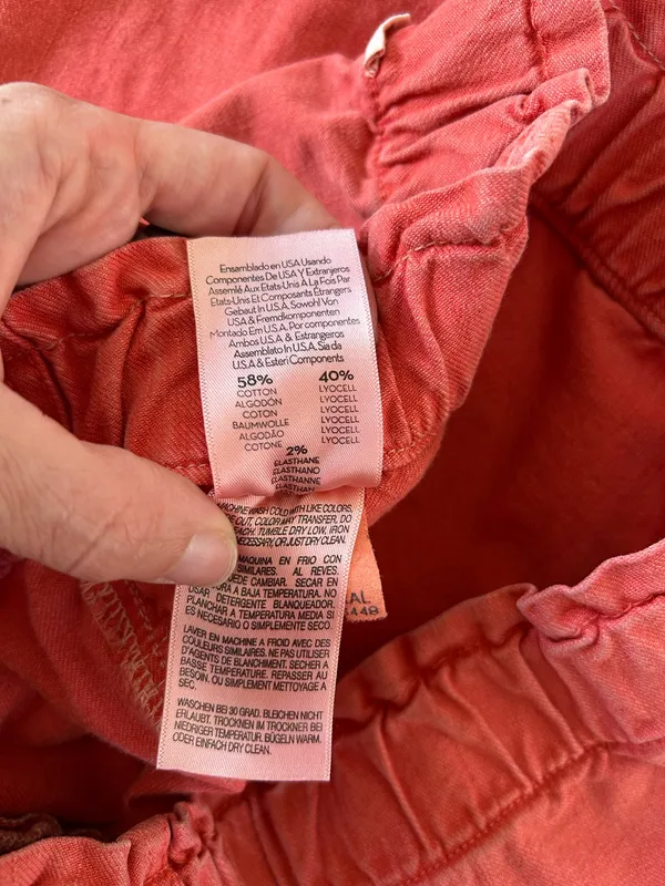 Mother The Springy Ankle Elastic Waist Jeans in a hot coral pink size 33 - Image 10