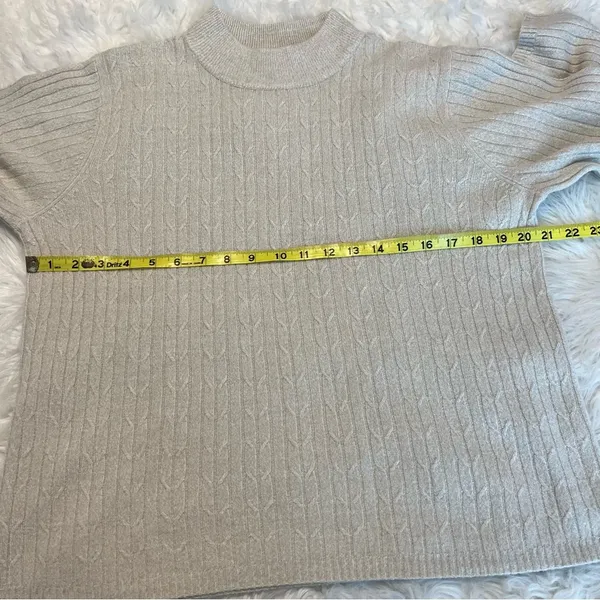 Vintage Mock Neck Sweater Women’s XL Soft Neutral Color Cable knit - Image 5