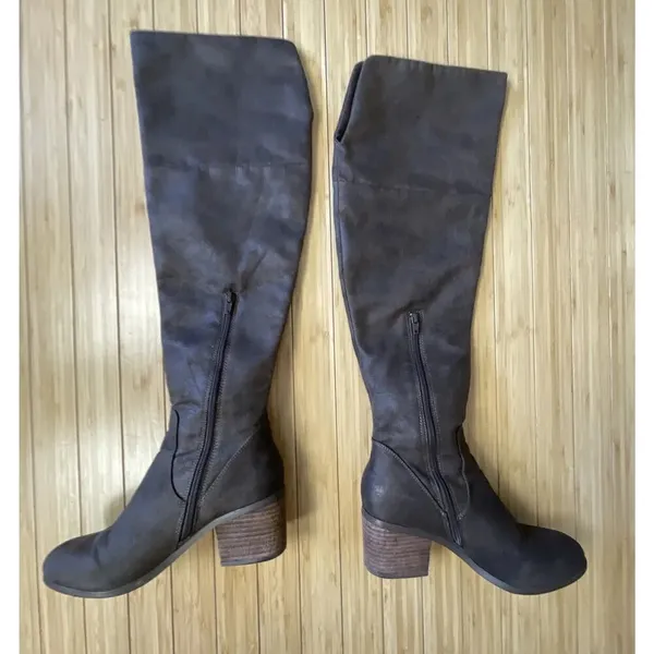 Report Fisher Women’s Boots Size 7.5 Riding Boot Over the Knee Brown Half Zip - Image 3