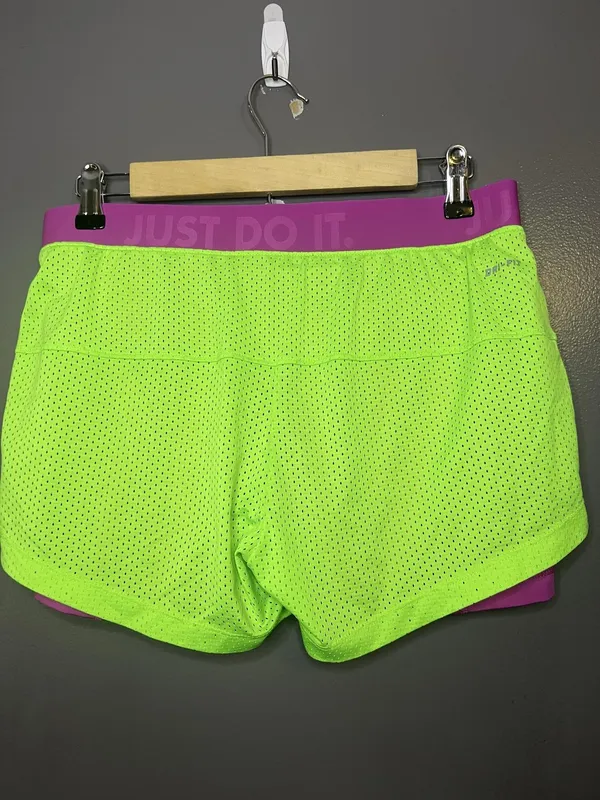 Nike Running Shorts Womens Medium Green Dri-FIT Mesh Lined 2-in-1 484947-381 - Image 2