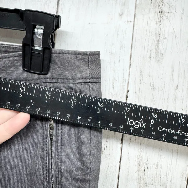 Theory Pants Women Size 6 Slim Split Straight Mid Jeans‎ Washed Gray Zip Pockets - Image 4