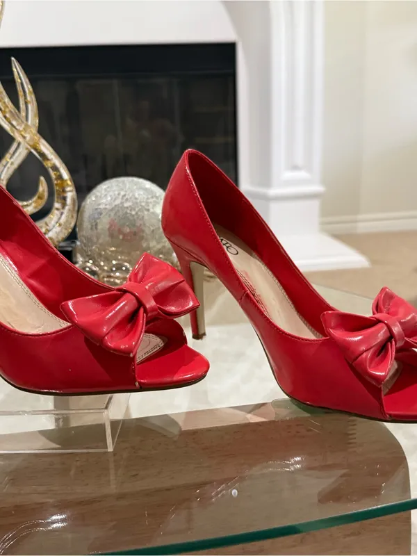 Cato Red Peep-Toe Bow Heels - Image 2