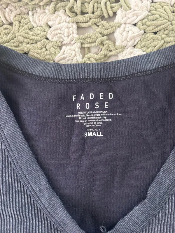 Grey V Neck T Shirt Gray - Image 4