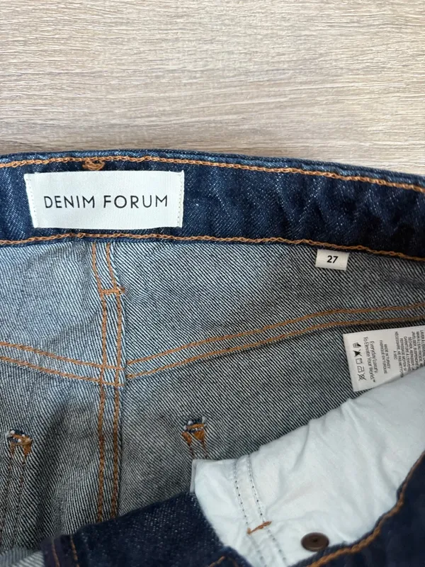Aritzia Denim Forum Rowan Super Hi-Rise Straight Jean 27 - Image 10