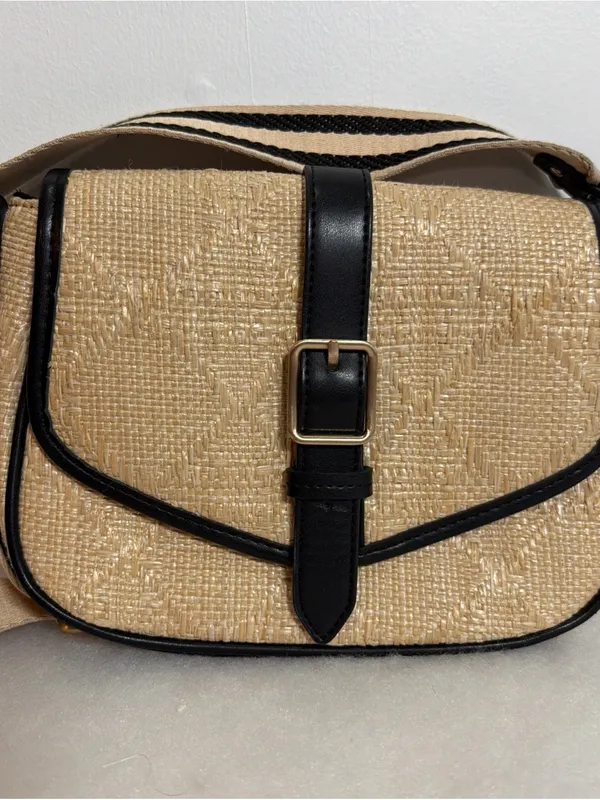 Time and Tru Daisy Woven Straw Crossbody Bag Tan Purse Womens Adjustable Strap - Image 2