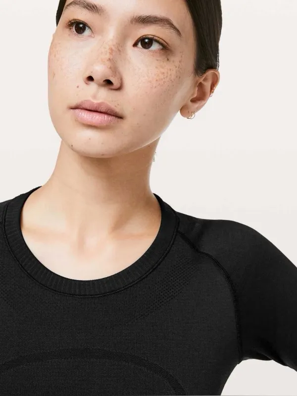 Lululemon Swiftly Tech Long Sleeve Crew Top Lunar New Year Size 4 Black Workout - Image 4