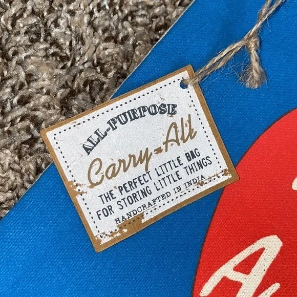 5/$30 🎈 Teachers are awesome‎ carry all pouch - Image 3