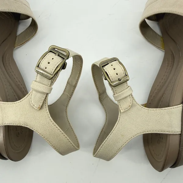 Crocs Leigh II Ankle Strap Wedge Sandal Beige Tan Women 10 Y2K Comfy Beach Vacay - Image 8