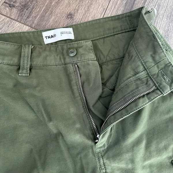 Artizia TNA green cargo pants • Size 4 - Image 7