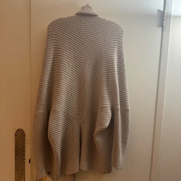 American eagle Aerie Beige Open-Front Cardigan knit sweater size large - Image 9