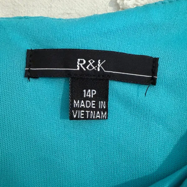 R&K Size 14 Petite Turquoise Dress - Image 4